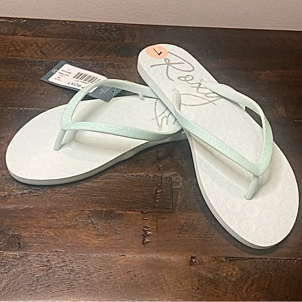 Roxy Lumina Lite V Flip Flops in Seafoam Size Women’s 7 NEW with Tags - Picture 1 of 9